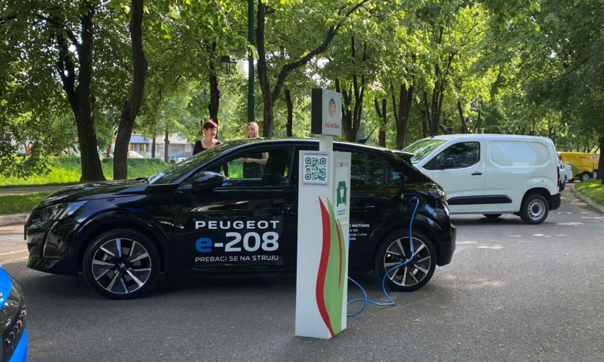 Električni automobil u Sarajevu - Avaz