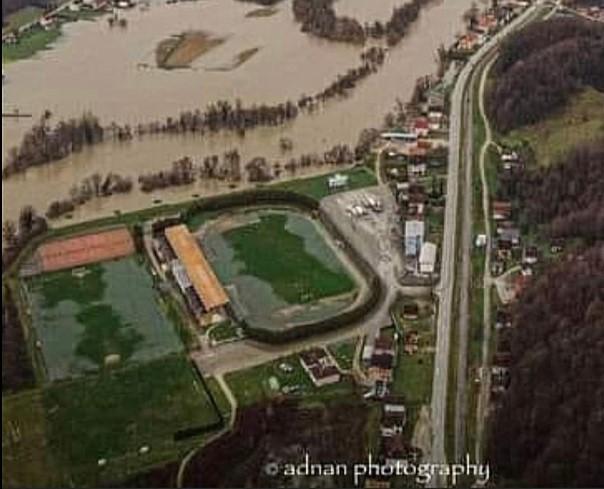 Stadion Mlakve nakon popava - Avaz