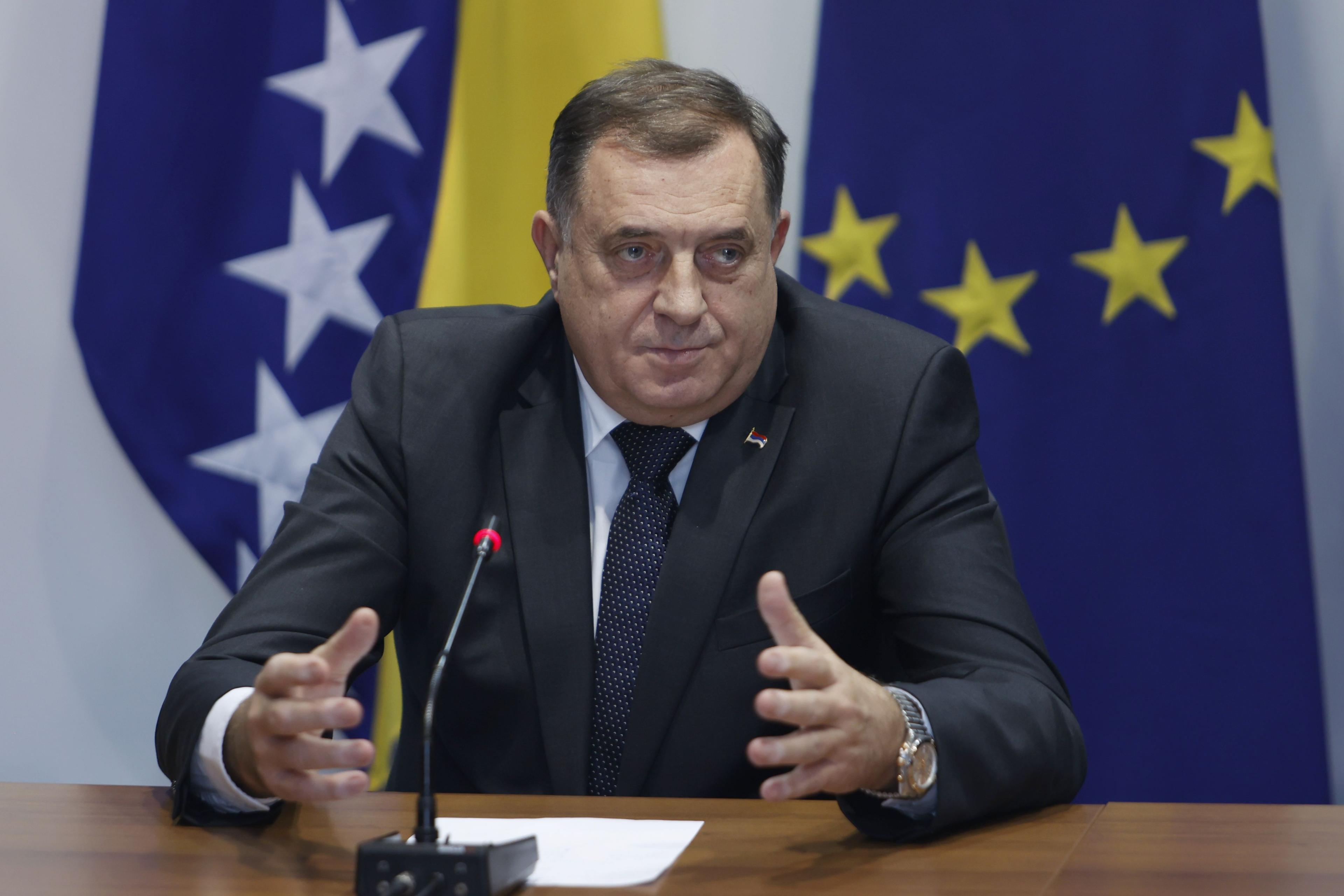 Dodik na pitanje novinarke "Avaza": Bakir je sve slagao, zvali su me njegovi prijatelji i molili da ga ne ostavim na cjedilu