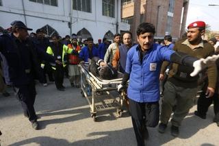 Suicide bomber kills 34, wounds 150 at mosque in NW Pakistan