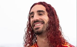 Kukurelja ispunio obećanje: Ofarbao kosu u crveno nakon osvajanja titule
