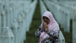 Bh. dijaspora pisala britanskom premijeru: Pouke iz genocida u Srebrenici uvrstiti u nacionalni nastavni plan