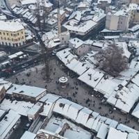 Video / Pogled iz zraka na Baščaršiju: Idilični prizori pod snijegom