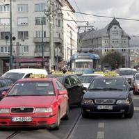 Predstavnik udruženja "Sarajevo Taxija": Pojačana je potražnja za taksijem, ali ispoštujemo svakog klijenta