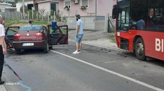 Stravična nesreća kod Kalesije: Poginula jedna osoba, saobraćaj obustavljen