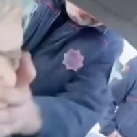 Oglasili se iz MUP-a Crne Gore o incidentu, gdje policajci udaraju stranca