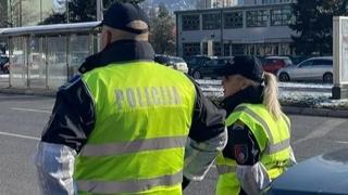 Policija u Sarajevu uručila 1.011 prekršajnih naloga