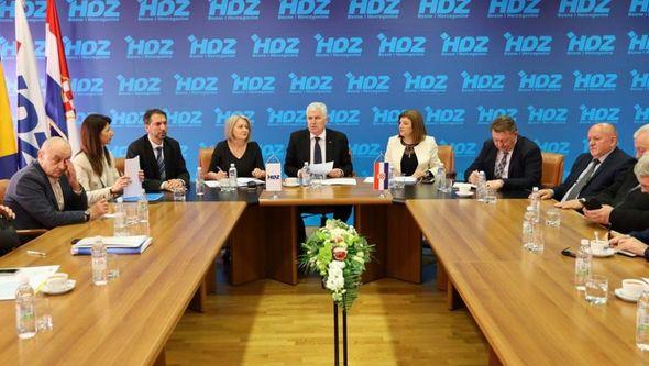 hdz bih  - Avaz