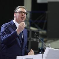 Vučić poručio Bećiroviću i Helezu: Vi se bavite rezolucijama i dronovima, a mi ćemo prugama, putevima i razvojom Srbije