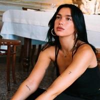 Dua Lipa ponovo sama: Želi se posvetiti muzici