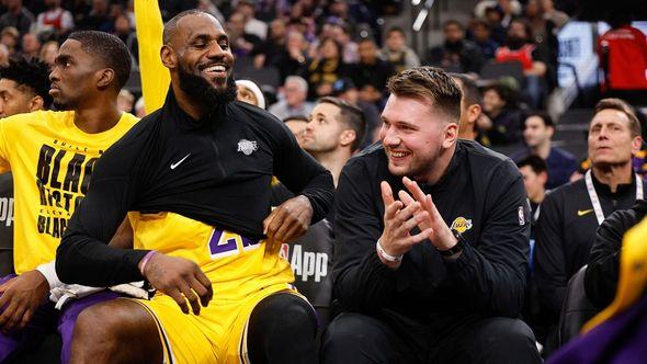 Lebron Džejms i Luka Dončić - Avaz