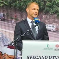 Stanivuković na otvorenju džamije Arnaudije: Ne vjerujem u čovjeka koji ruši bogomolje, ona treba biti most za približavanje 