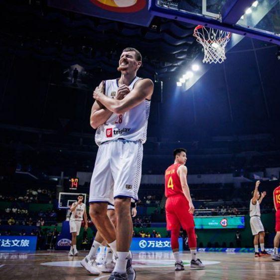 Srbijanski košarkaš koji je ostao bez bubrega na Mundobasketu: "Izgubio sam litre krvi, nije mi bilo svejedno"