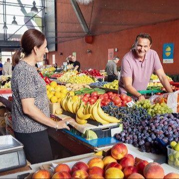 Nezabilježena situacija na pijaci u Merkuru: Kako je poznati glumac pokupovao svu robu sa štanda za samo pet minuta