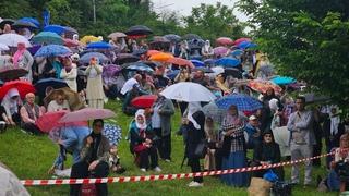 Ni kiša nije pokvarila svečani čin otvorenja džamije Arnaudije