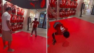 Poznati youtuber želio pokazati fudbalsko umijeće: Pokušao je driblati Ibrahimovića, završio je na podu