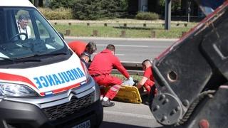 Dramatična scena na ulasku na Most na Adi: Motorista leži nepomičan