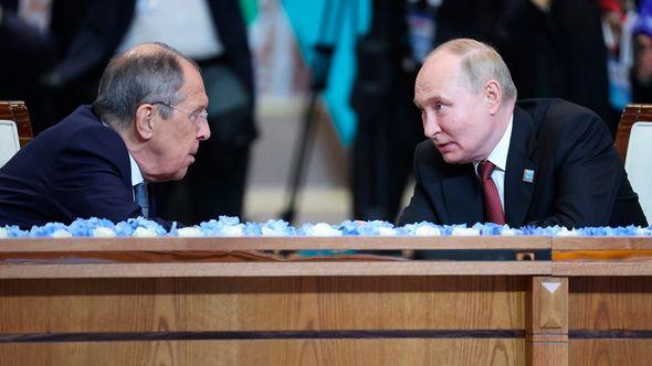 Sergej Lavrov i Vladimir Putin - Avaz