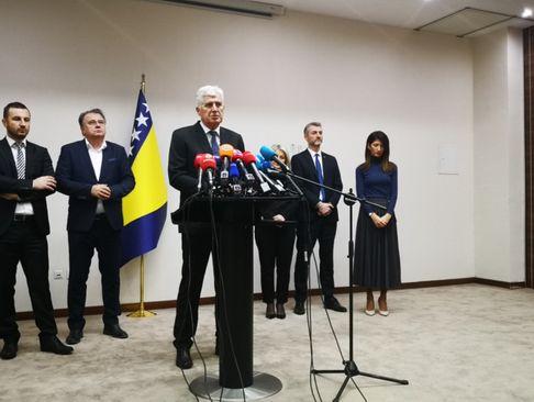 Sa jedne od ranijih konferencija za medije u Mostaru  - Avaz