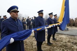 Ceremonijom podizanja zastave BiH na brdu Hum počelo obilježavanje Dana nezavisnosti 