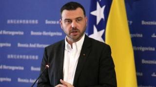 Magazinović o prevarama: Firma na tenderu ponudi usluge za jedan fening, a onda sama određuje cijene