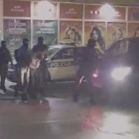 Video / Racija u Zavidovićima: Dvije osobe uhapšene, oduzeti noževi, suzavci i droga