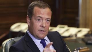 Medvedev podržao Trampa, pa izvrijeđao Zelenskog: On je bankrotirani klaun