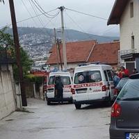 Požar u Sarajevu: Ukućani ostali zablokirani u kući, među njima i djeca, vatrogasci razvalili vrata, jedna osoba povrijeđena