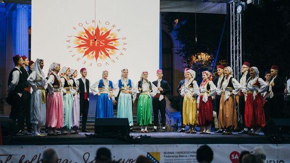 Internacionalni festival folklora u Sarajevu - Avaz