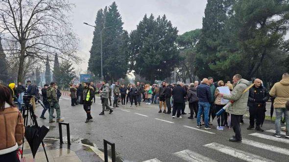 Protesti u Podgorici - Avaz