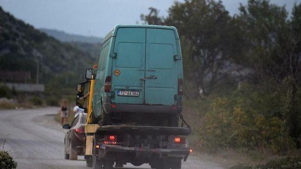 Kombi koji su koristili za obijanje depoa Višeg suda - Avaz