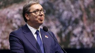 Vučić očekuje "velike probleme" u vezi s Naftnom industrijom Srbije