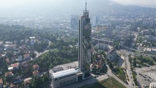 "Avaz-roto press" organizira 9. po redu vertikalni maraton "Avaz Tower Running"