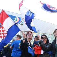 Prljine supruga i kćerke u Liverpulu: Podrška za "Let 3" na Eurosongu