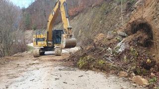 Klizište blokiralo put koji povezuje Fojnicu s Konjicem i Kreševom