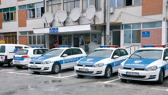 Policija traga za razbojnikom - Avaz