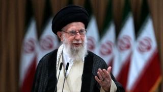 Hamenei na ukrajinskom upozorava Zelenskog: Zapadna podrška je samo privid