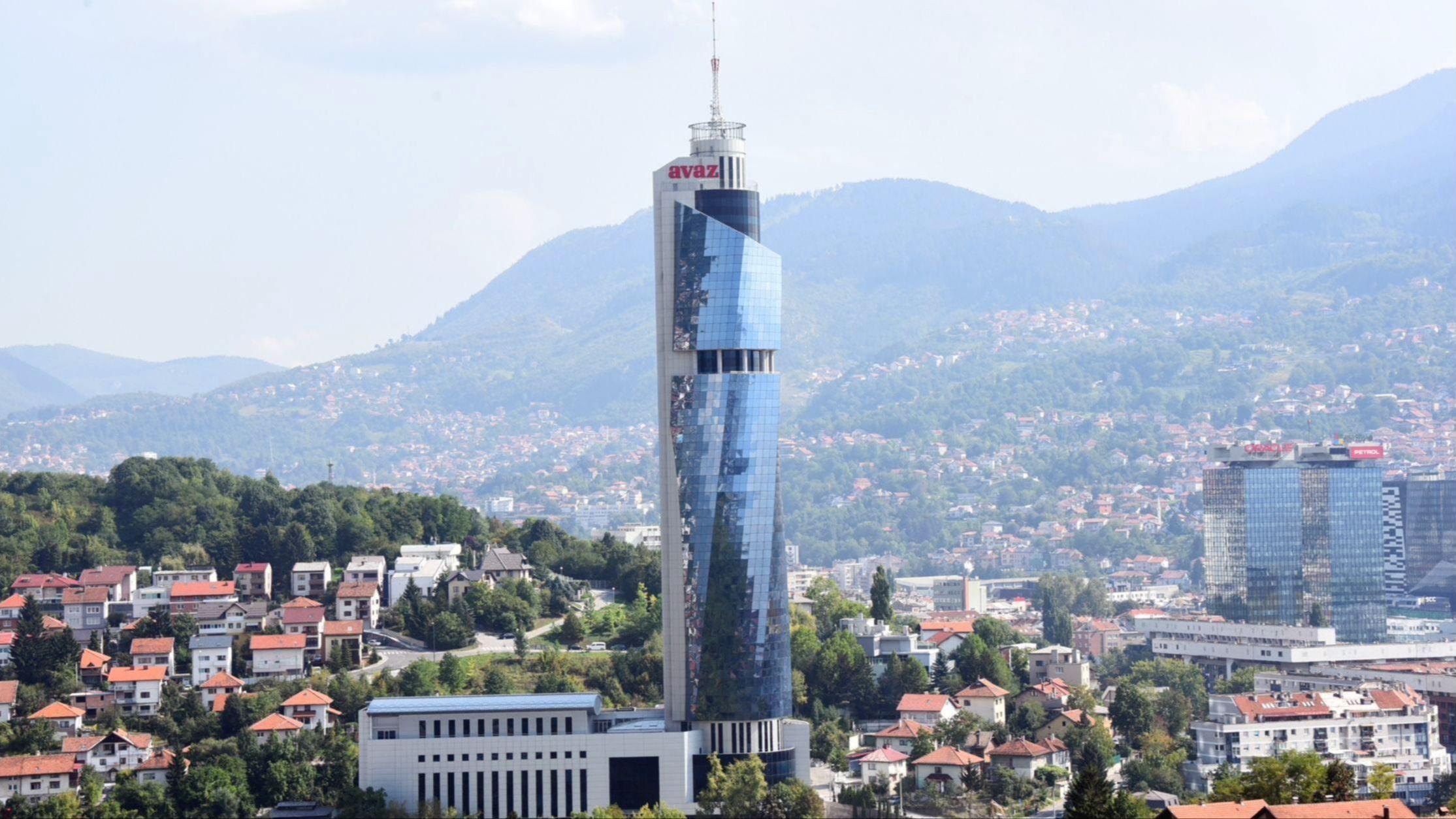 Raspisan konkurs za posao recepcionera u Avaz Twist Toweru