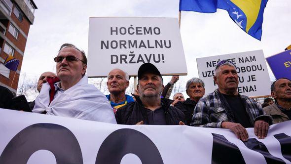 Sa posljednjih protesta ispred OHR-a - Avaz