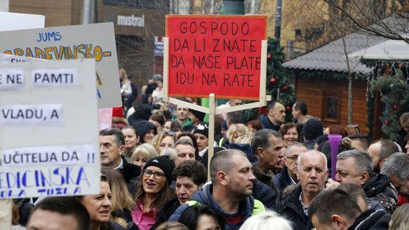 Brojni radnici u BiH traže više plaće - Avaz