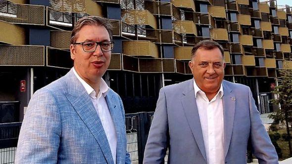 Aleksandar Vučić i Milorad Dodik - Avaz