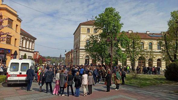 U Brčkom prekinut štrajk medicinskih radnika - Avaz