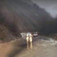 Mještani Doljana, Sovića, Kosnih Luka i Risovca ogorčeni: Na vlastitu odgovornost voze cestom do Jablanice