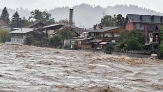 Dijelovi Slovenije i dalje odsječeni: Očekuju se nove padavine