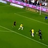 Video / Fenomenalna asistencija Džeke za vodstvo Fenerbahčea