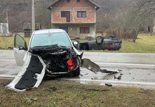 Stravična nesreća kod Bratunca: Jedna osoba poginula, tri povrijeđene