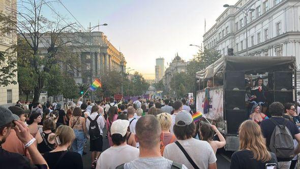 LGBT zastava na zgradi Skupštine Grada Beograda - Avaz