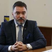 Košarac: Kojom logikom Izetbegović, kojeg je bošnjački narod otjerao sa vlasti, traži smjenu Dodika?