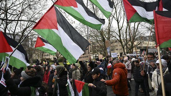 Protesti u Berlinu - Avaz