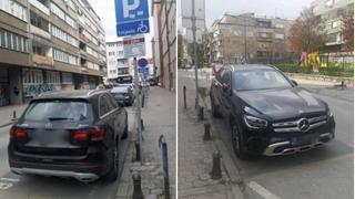 U centru Sarajeva: Parkirao luksuznog mercedesa na mjesto za invalide